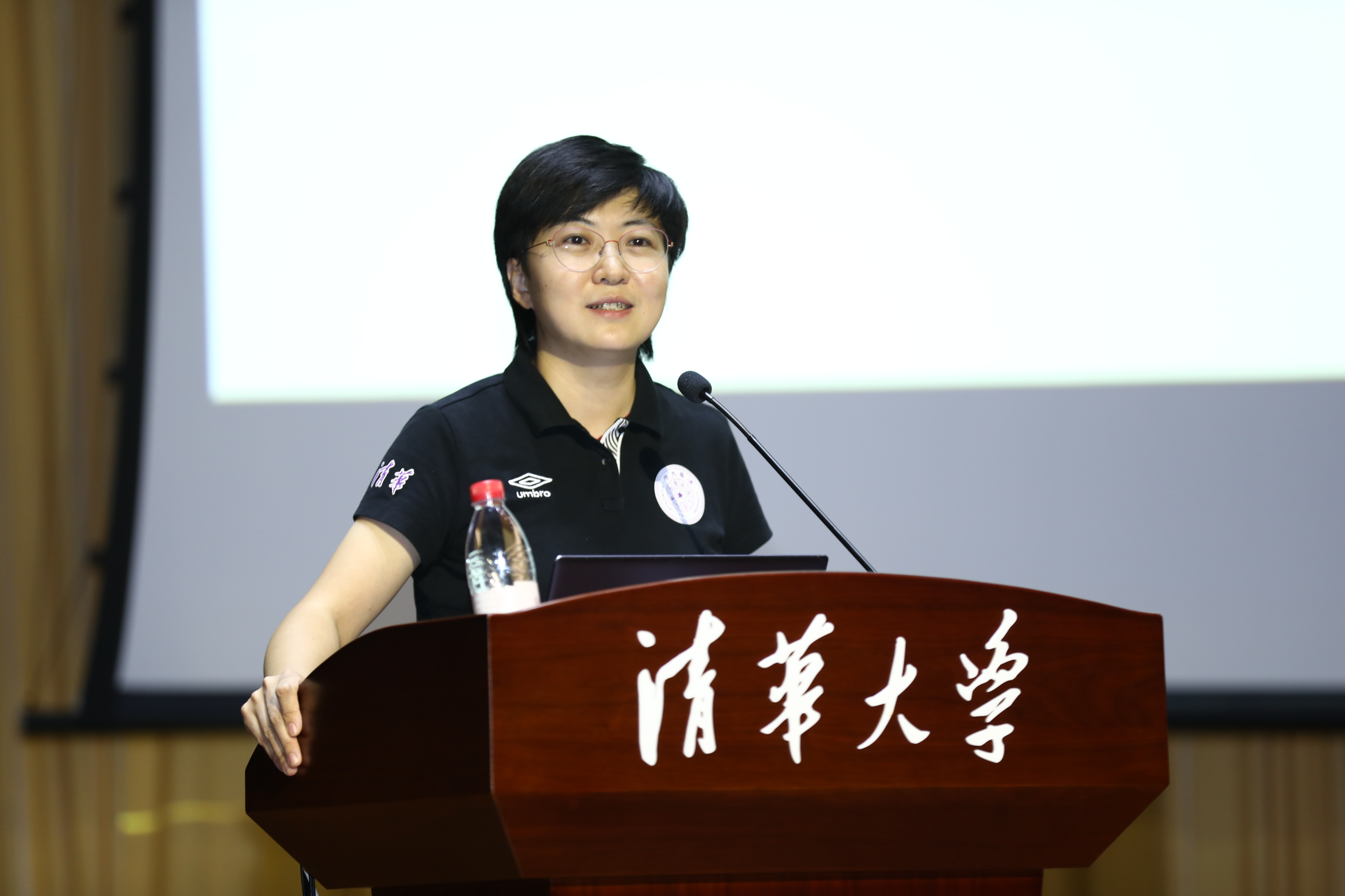 20220816-开云线上（中国）网页版举办2022级本科生新生骨干训练营-严振峣-余潇潇作专题讲座.jpg