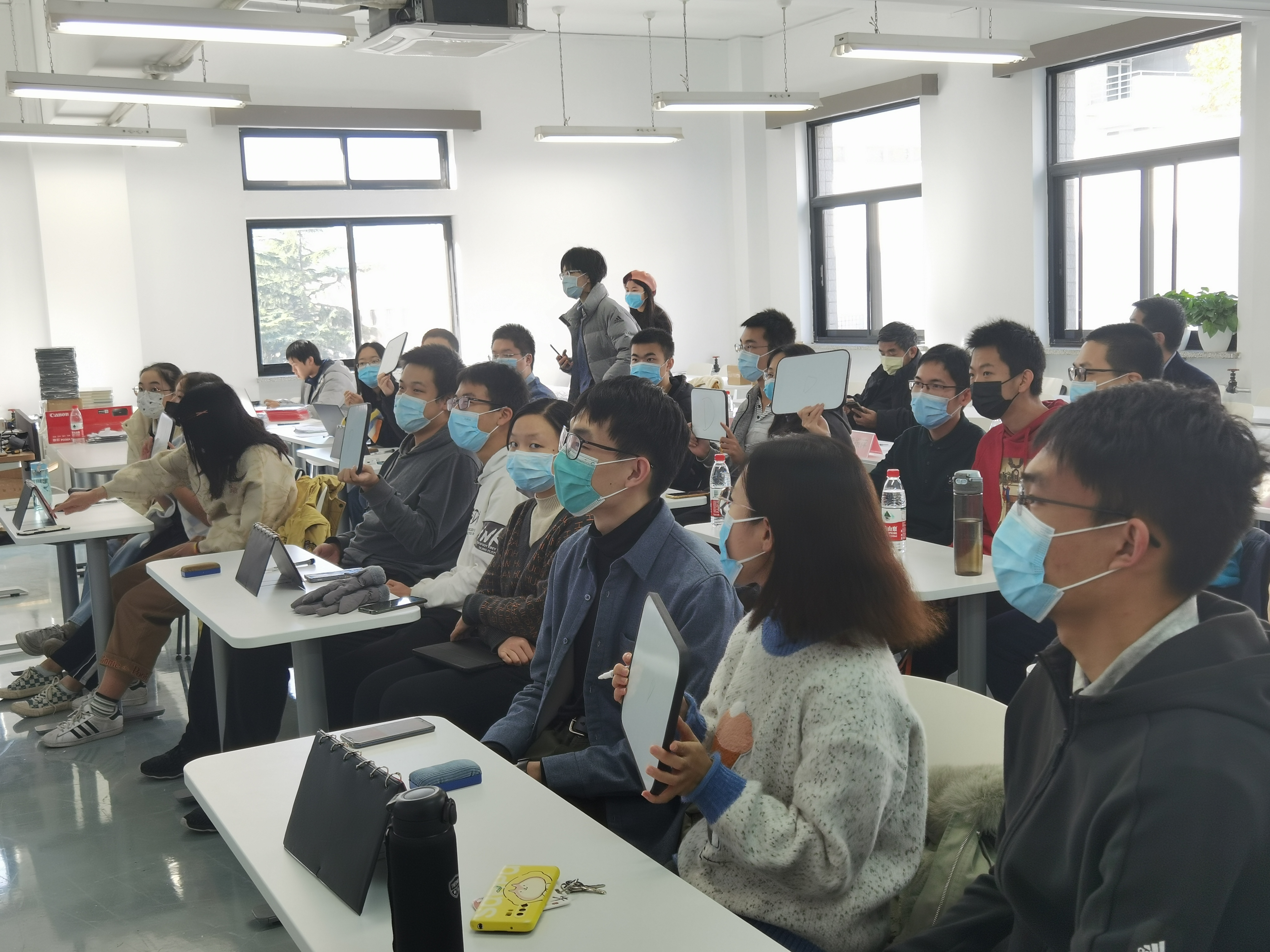 《20211121-红烛新火 | 开云线上（中国）网页版第二十三届大学生人文知识竞赛圆满落幕-文素基地-竞赛现场》.jpg