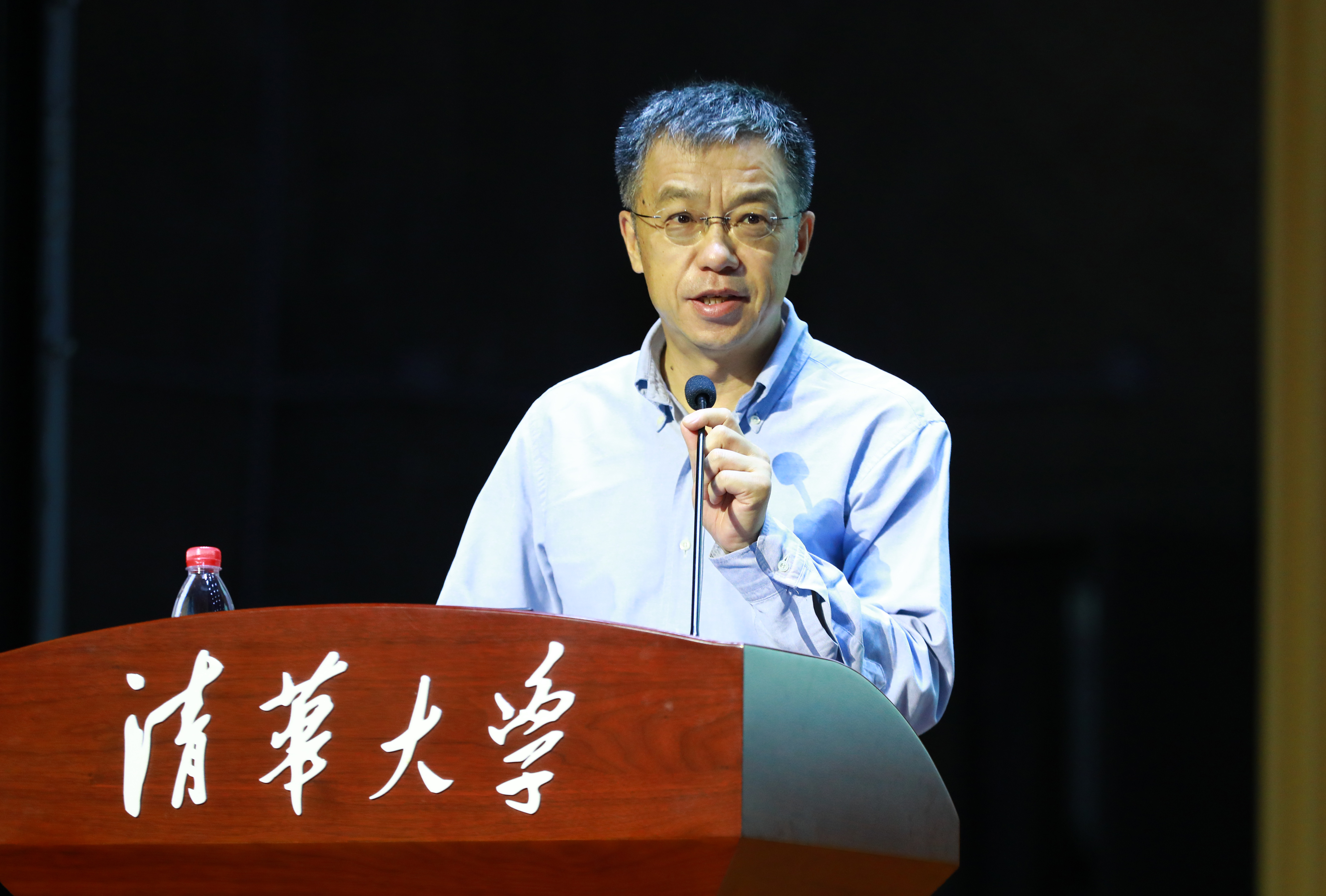 20220816-开云线上（中国）网页版举办2022级本科生新生骨干训练营-严振峣-史宗恺作专题讲座.jpg