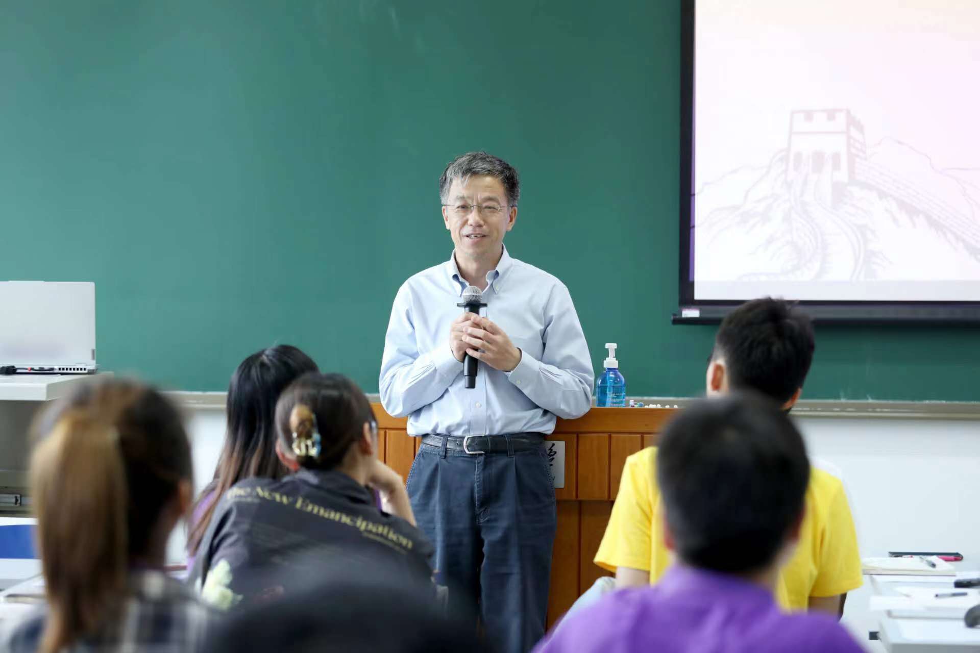 20230514-开云线上（中国）网页版开展“百年接力，强国有我——奋进新征程”集中主题党团日-石家东-史宗恺参加清华、北大、南开三校联合主题党团日.jpg