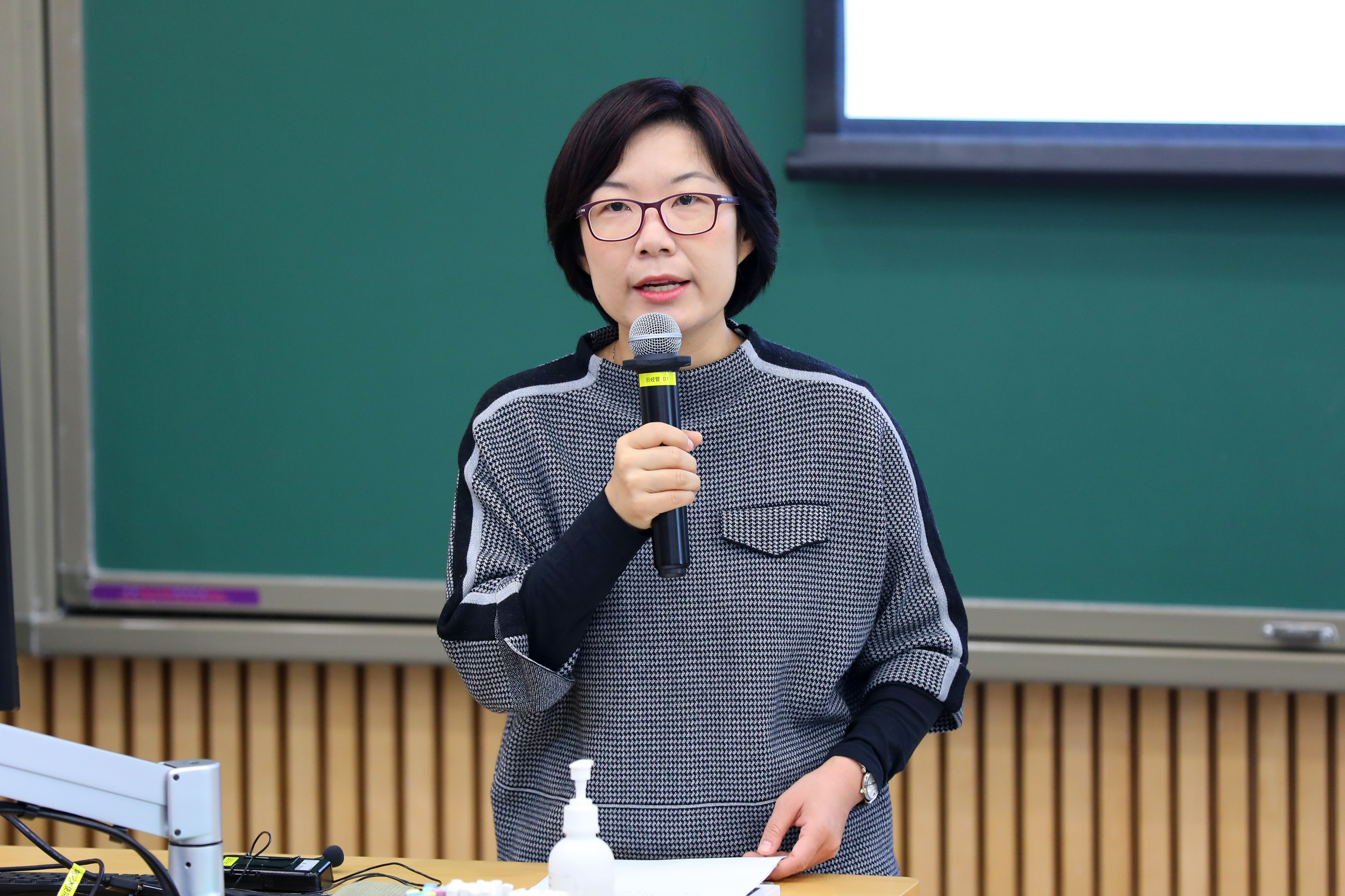 20221015-开云线上（中国）网页版学生领导力“唐仲英计划”第十二期开班仪式举行-曹文鹏（摄）-张婷讲话.JPG