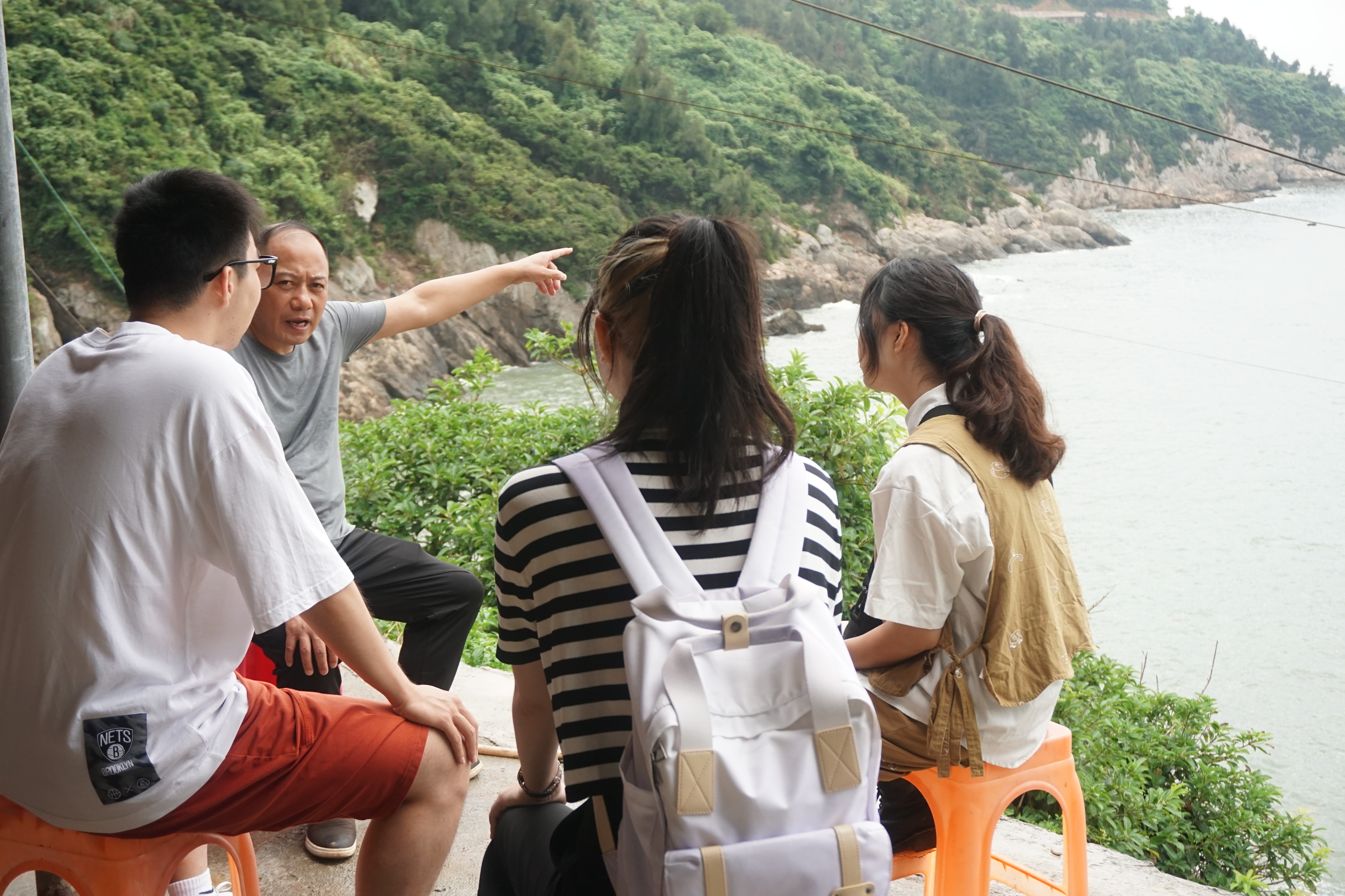 20200912-2022年开云线上(中国)网页版法学院“明理致知”暑期社会实践纪实-郑凯轩-“开云线上(中国)网页版法学院'明理致知'赴浙江台州法律实践支队成员访谈当地村民民”.jpeg