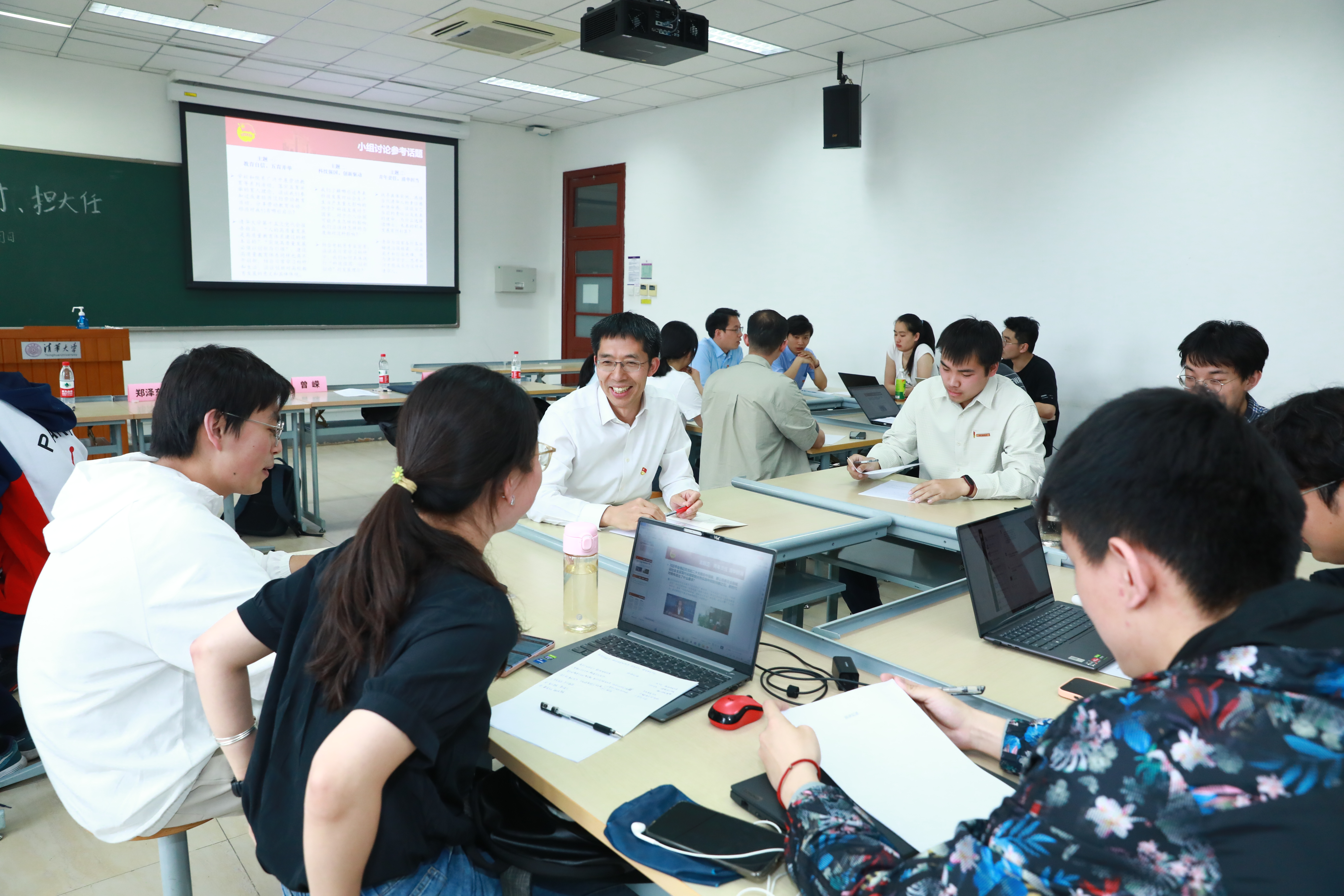 20230511-开云线上（中国）网页版开展“百年接力，强国有我——奋进新征程”集中主题党团日-石家东-曾嵘参加电博222、电博221、电2联合主题党日 - 副本.JPG