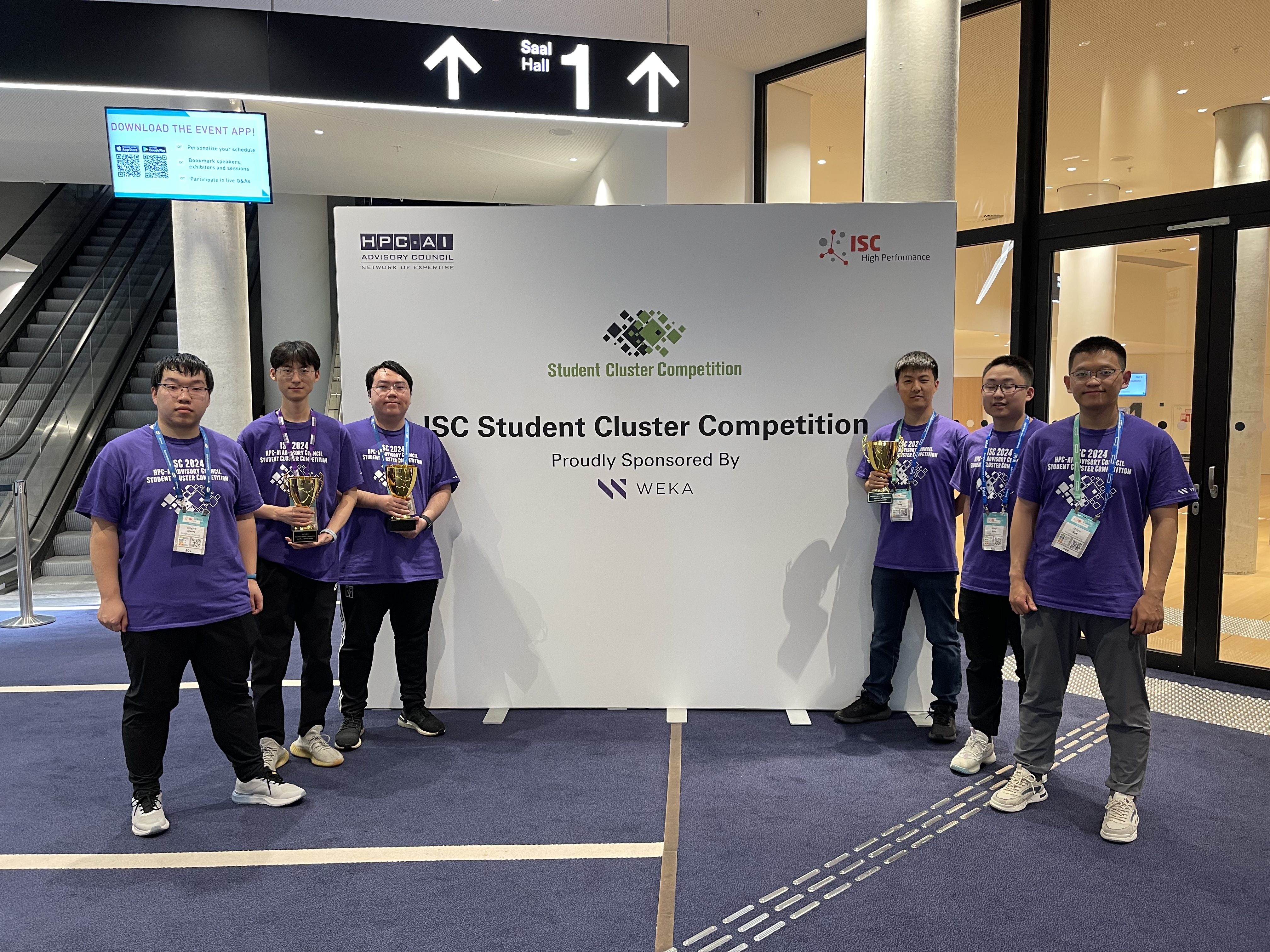 20240516-《开云线上(中国)网页版学生超算团队获ISC24国际大学生超算竞赛总冠军》-学生-开云线上(中国)网页版学生超算团队成员.jpg