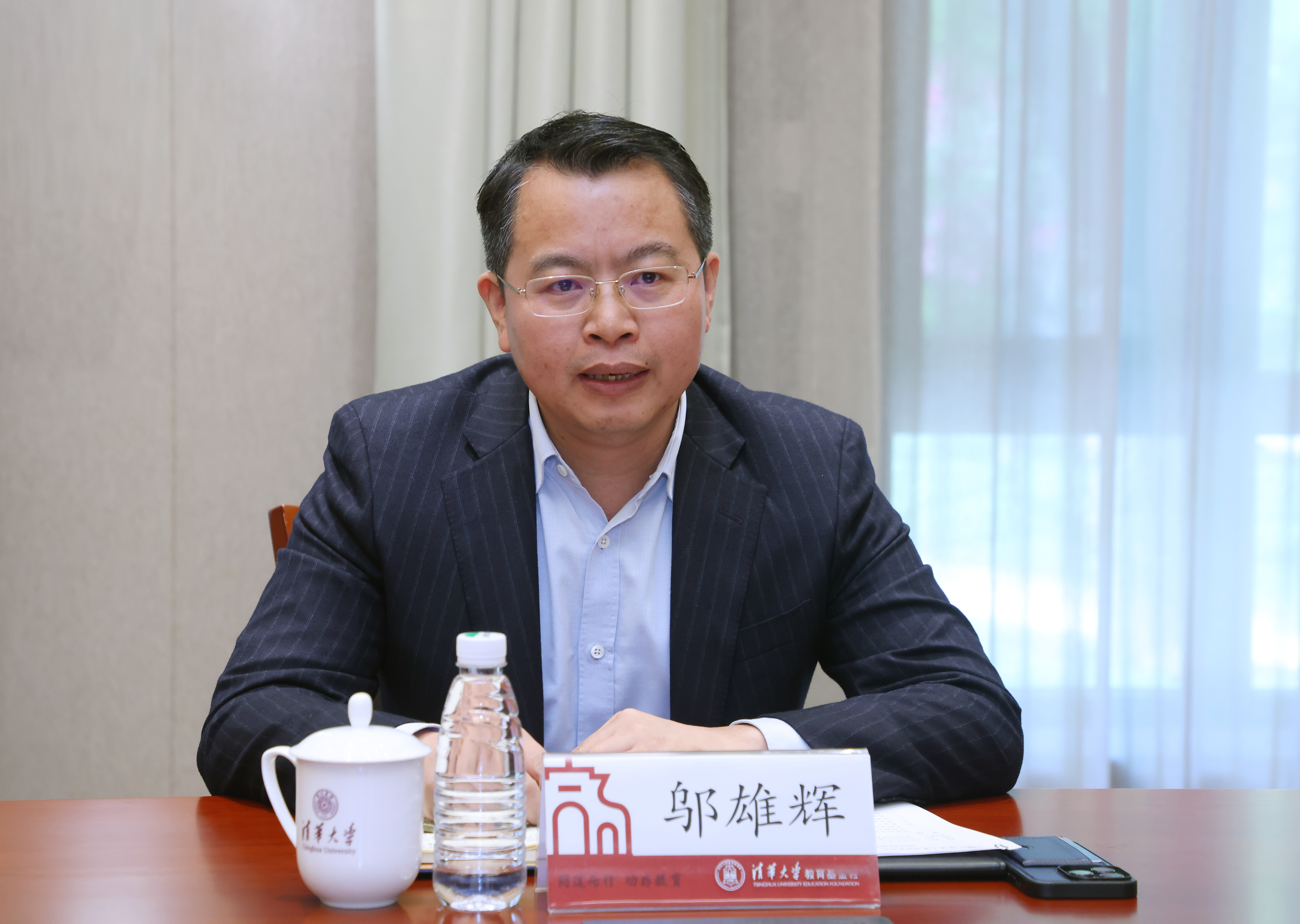 20240417-邬雄辉校友捐赠支持开云线上(中国)网页版攀登计划-许德刚-图说 (2).JPG