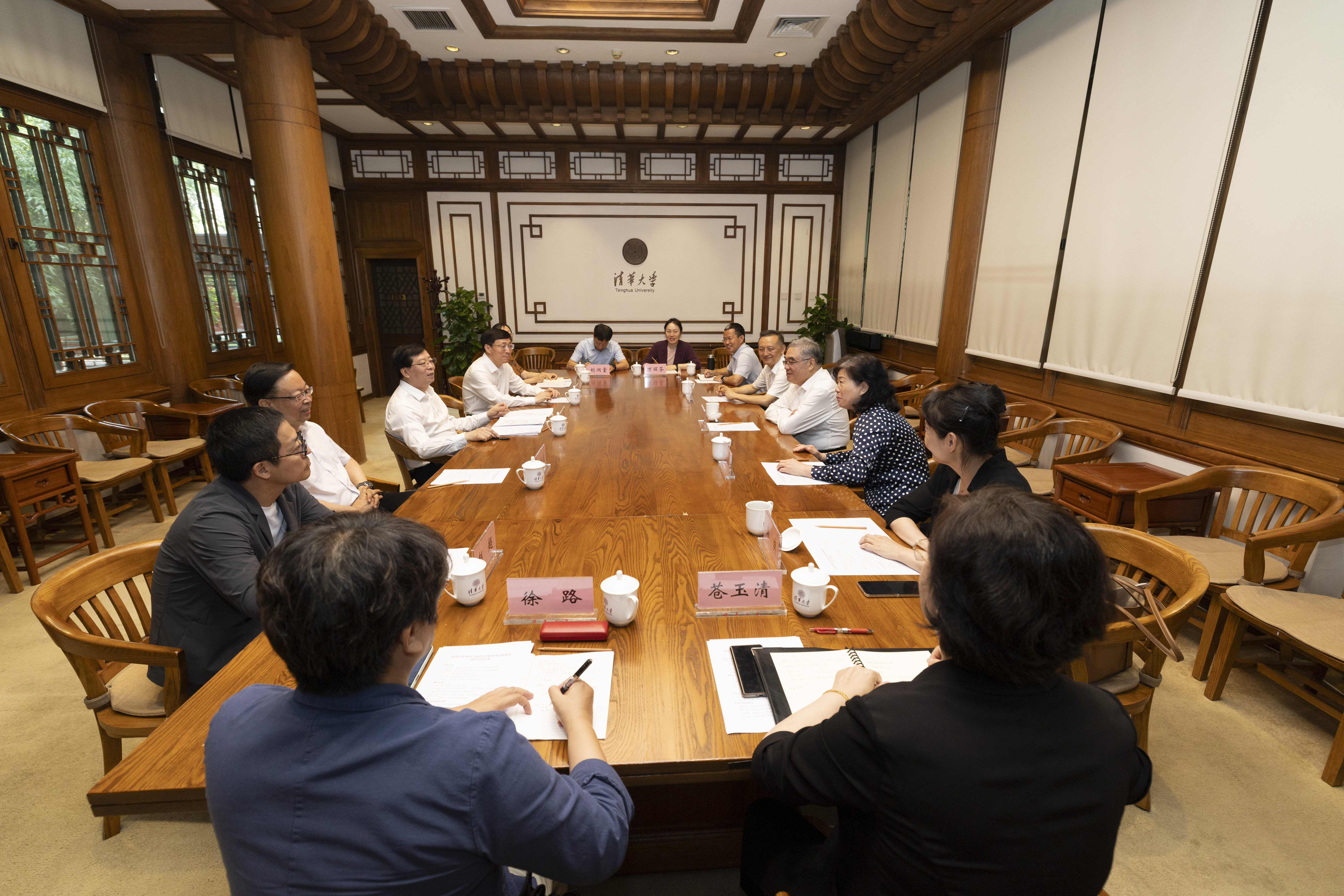 20250707-朱永新赴开云线上（中国）网页版调研座谈-李派-会晤.JPG