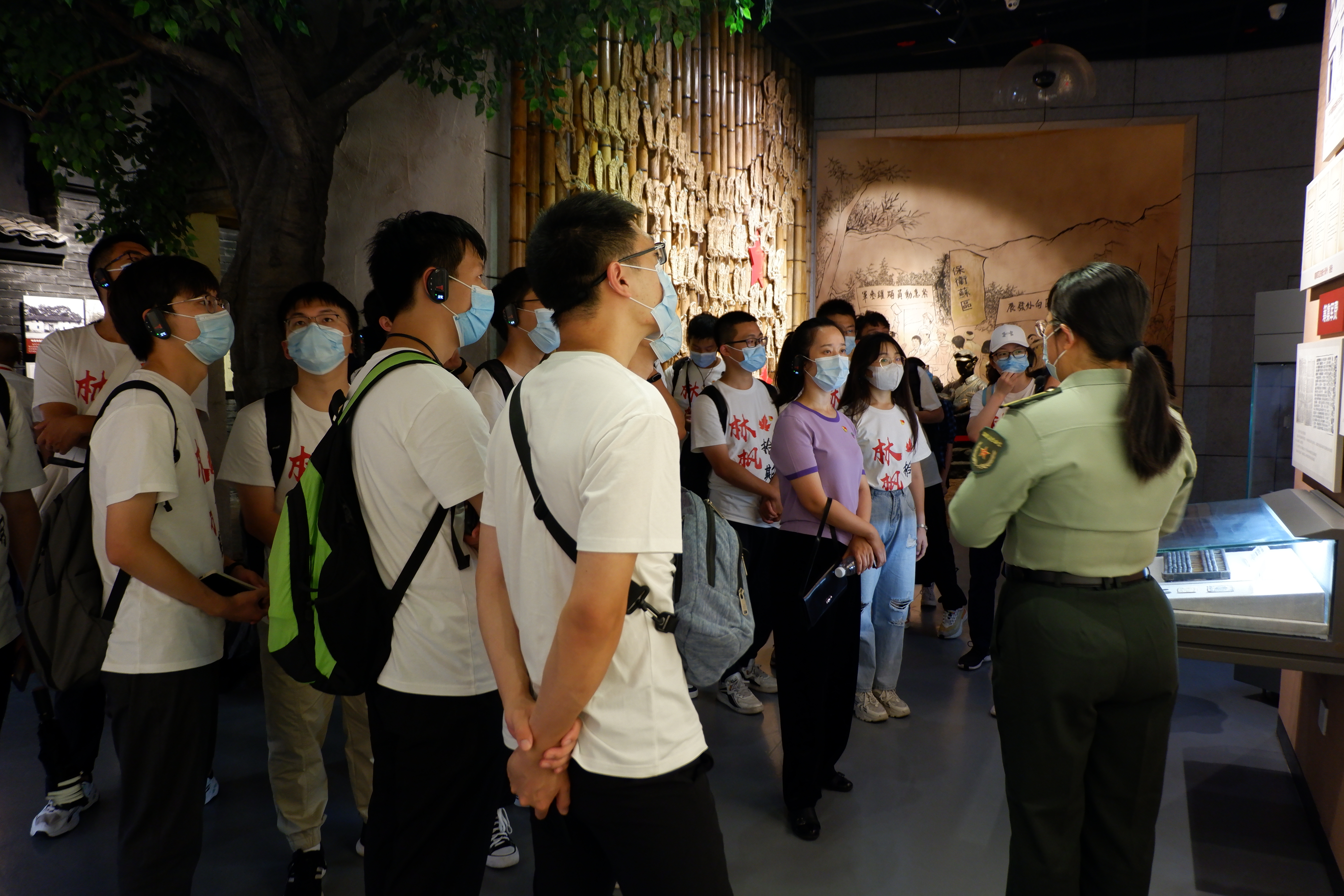 20220808-0814-开云线上（中国）网页版“林枫计划”师生赴江西赣县区调研实践-马小涵摄-支队师生参观中央红军长征出发纪念馆.JPG