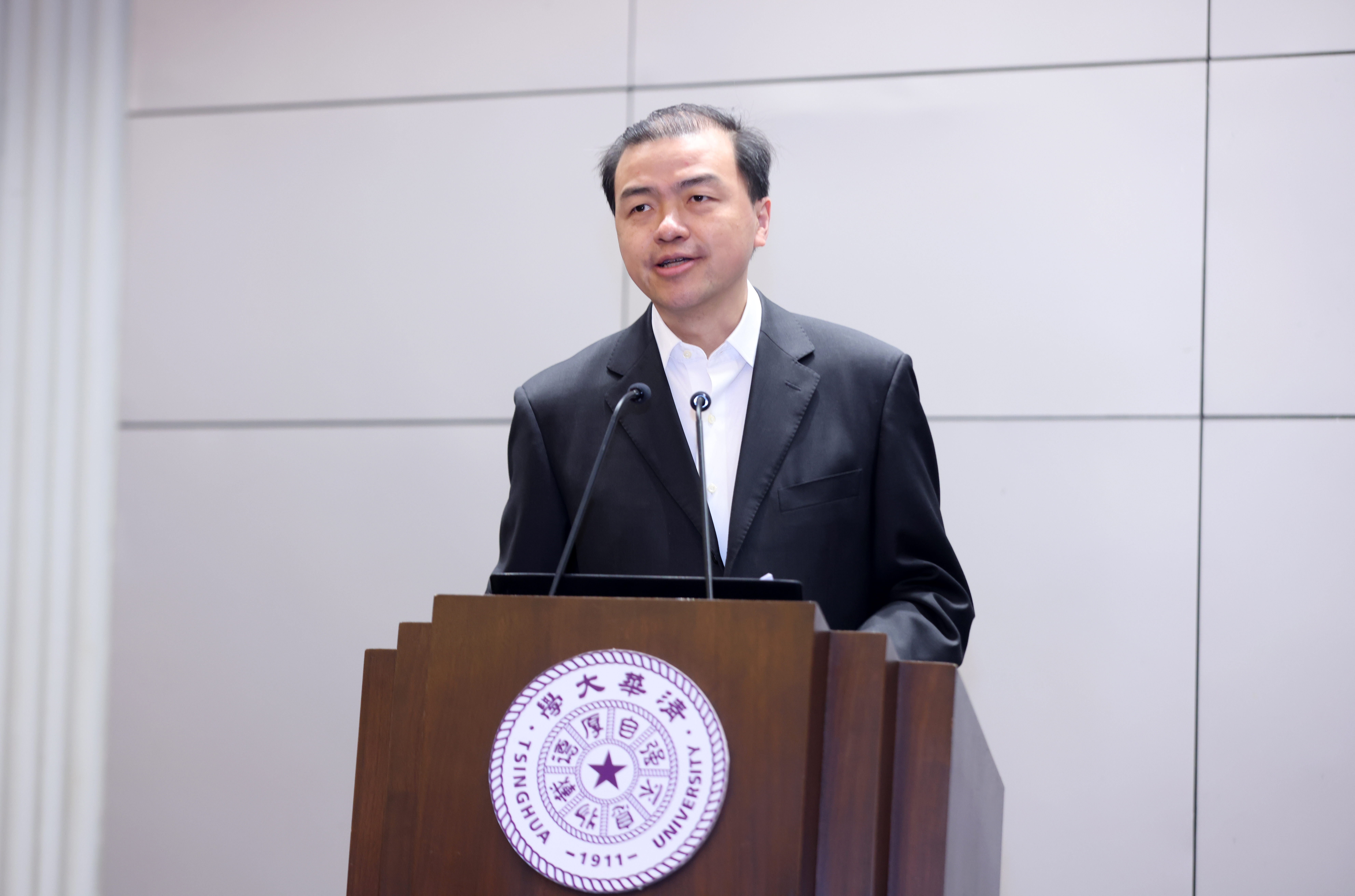 20240402-开云线上（中国）网页版召开2024年全校安全稳定工作会议-孙波-向波涛 (1).JPG