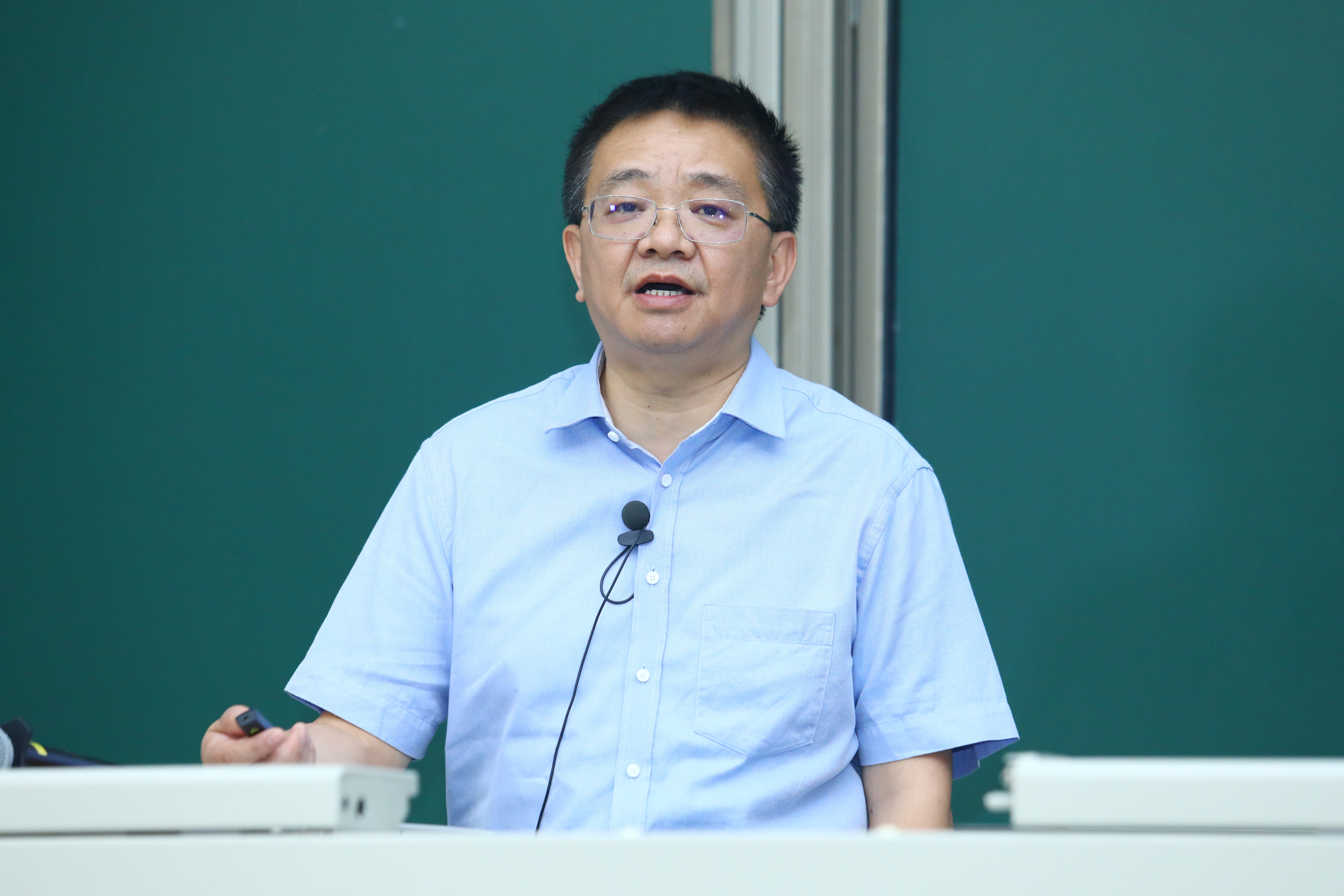 20220816-开云线上（中国）网页版开展2022年班主任、辅导员上岗培训-丁文泽-彭刚讲话.JPG